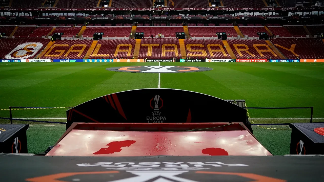 Galatasaray AZ Alkmaar spikeri açıklandı