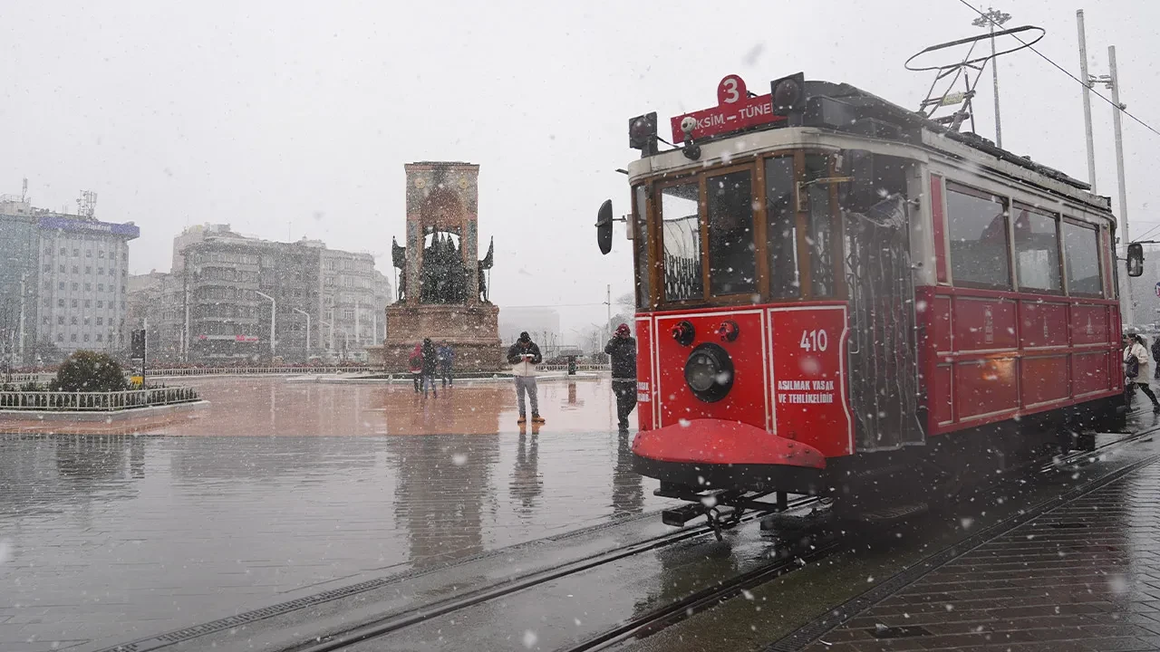 İBB'den yarın için kritik uyarı! İmamoğlu kar yağışı için saat verdi