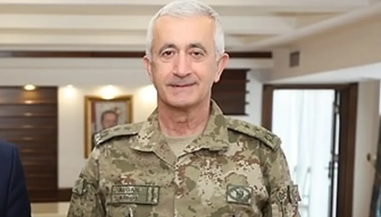 Korgeneral Tevfik Algan kimdir? 5 teğmen için karşı oy kullanmıştı emekliliğini istedi