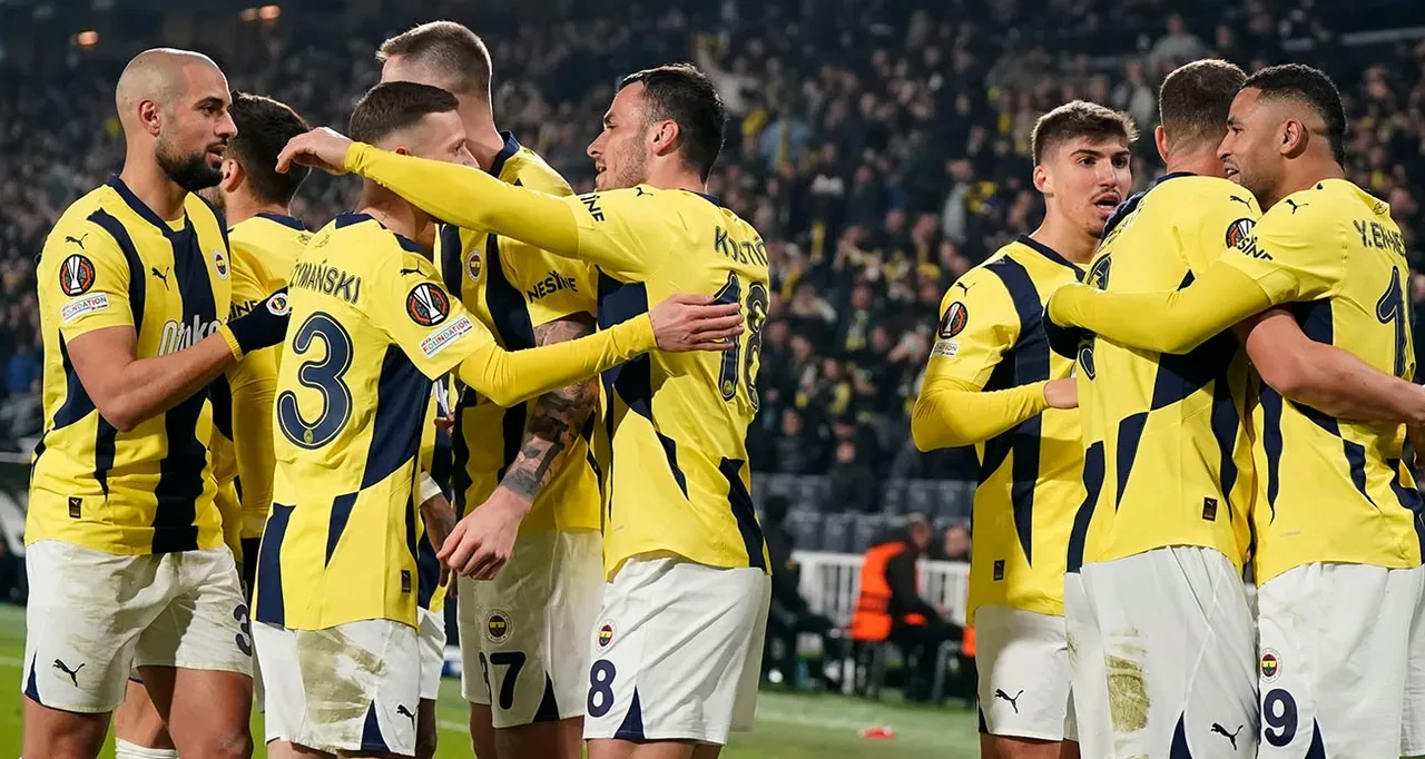 TRT 1 Fenerbahçe maçı CANLI nereden izlenir? Maç başlıyor