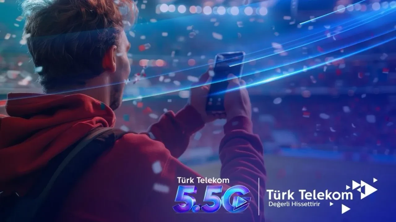 Türk Telekom’un 5.5G teknolojisi taraftarların mobil internet hızına hız katacak! Galatasaray - AZ Alkmaar karşılaşmasında deneyecekler