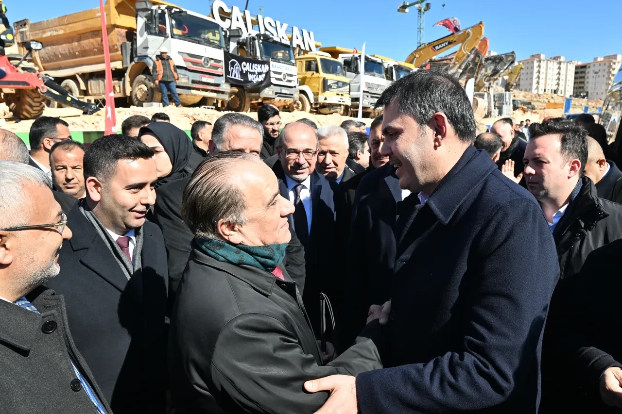 Bakan Kurum'dan konut fiyatlarına ilişkin açıklama: Devrim niteliğinde adımlar atıyoruz!