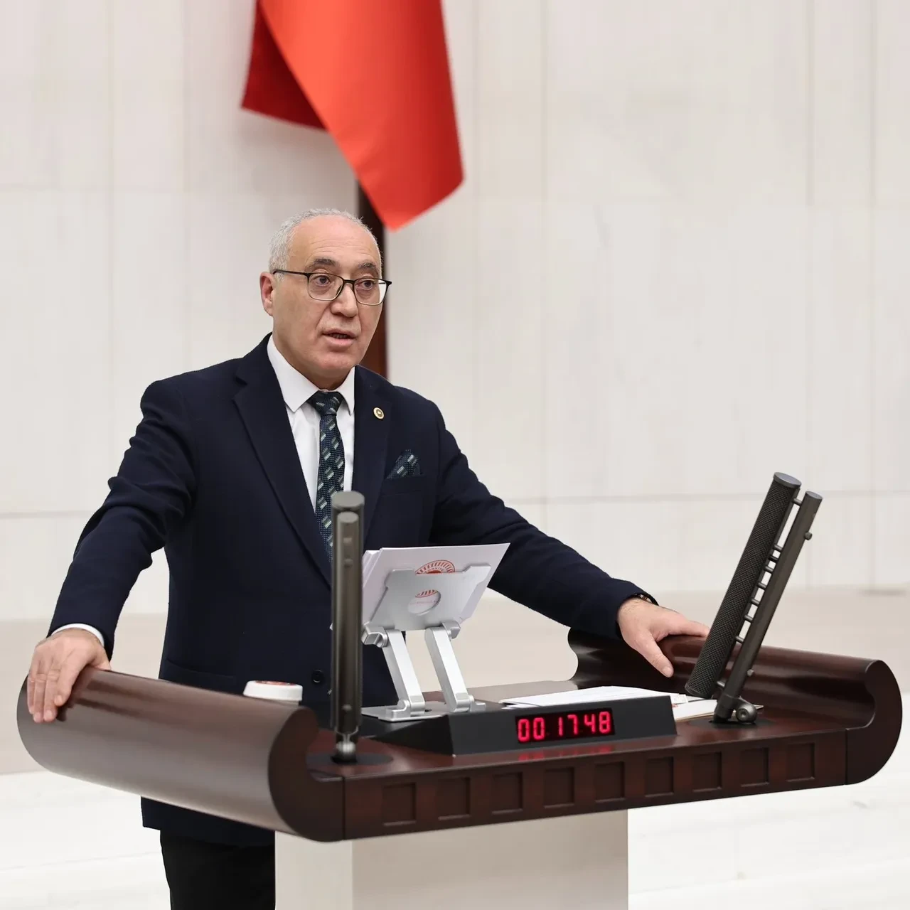 Maaşına isyan eden milletvekili Doğan Demir'den eleştirilere cevap