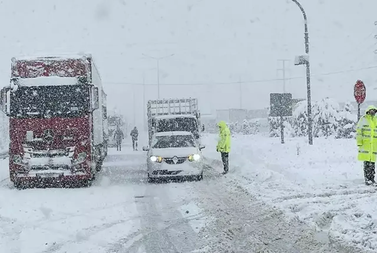 Son dakika | 6 ilde ağır taşıtlara trafik yasağı! Bakanlıktan yeni talimat geldi