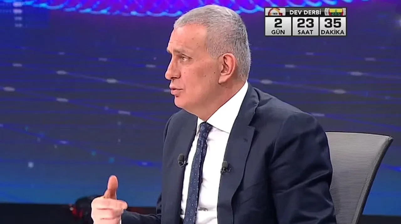 TFF Başkanı Hacıosmanoğlu'ndan Türk hakemlerine serzeniş: Başımı öne eğdiniz!