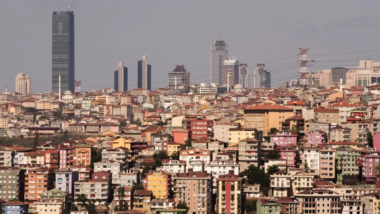 Yüzde 1'lik konut kredisi faiz oranı gerçek oluyor! Kamu bankaları kolları sıvadı: Ev kampanyaları kapıda