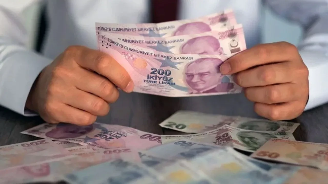 Acil nakit ihtiyacı olanlara müjde: En ucuz ihtiyaç kredisi hesaplandı! İşte 100 bin liranın geri ödemesi ve taksit tutarı 