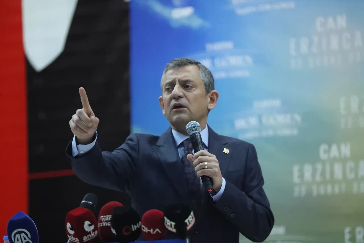 Özgür Özel'den 'sahte diploma' soruşturmasına tepki!