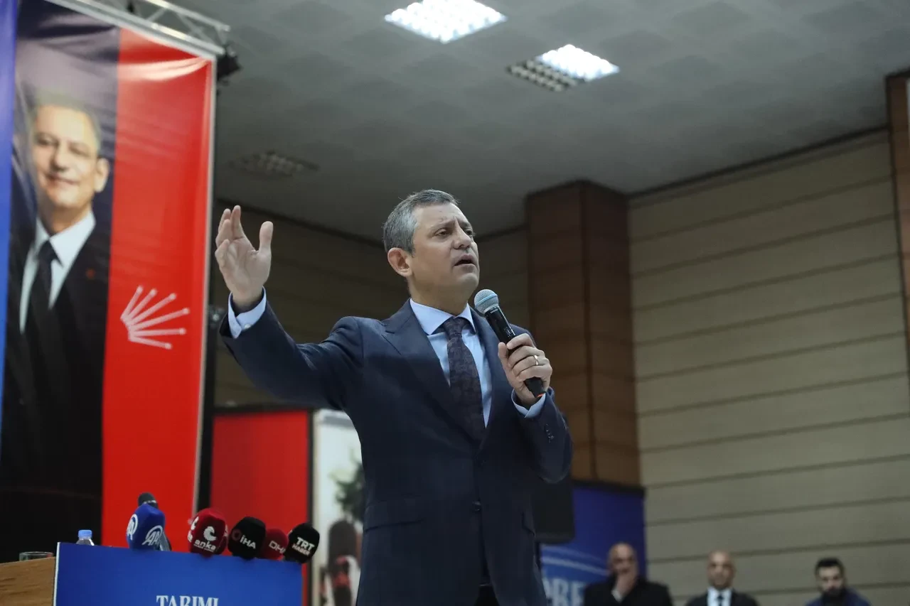 Özgür Özel'den 'sahte diploma' soruşturmasına tepki!