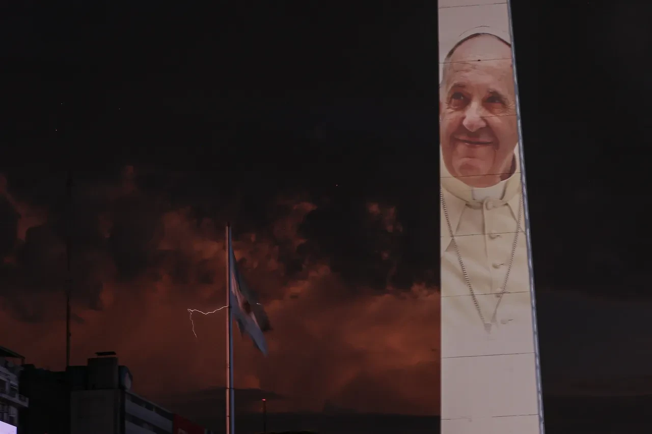 Papa'nın son durumu kritik! Vatikan'dan açıklamaa geldi