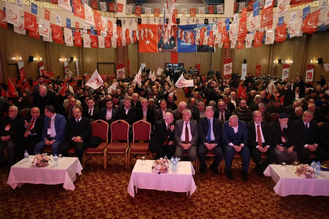 Saadet Partisi lideri Mahmut Arıkan: Gazze'yi İslam dünyası imar etmeli!