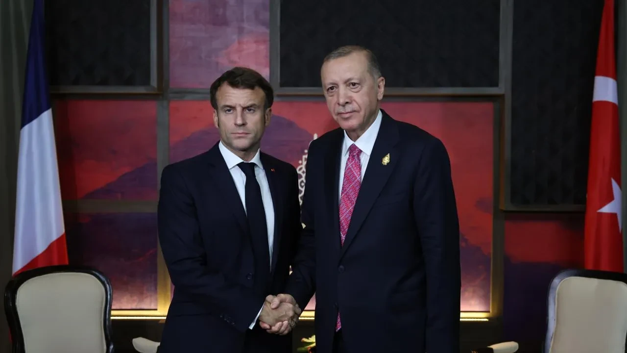 Cumhurbaşkanı Erdoğan, Macron ile görüştü:  Ukrayna ve Gazze mesajları