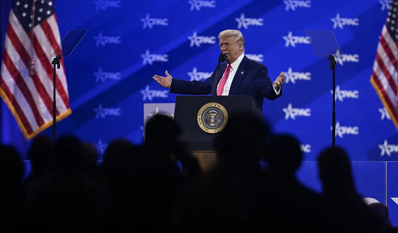 Trump'ın gözü yükseklerde: Rusya-Ukrayna Savaşı'nın bitmesi ABD'yi zengin edecek