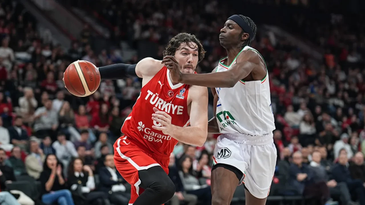 Türkiye İzlanda basketbol maçı hangi kanalda? A Milli Basketbol Takımı'nın kadrosundan 4 oyuncu çıkarıldı