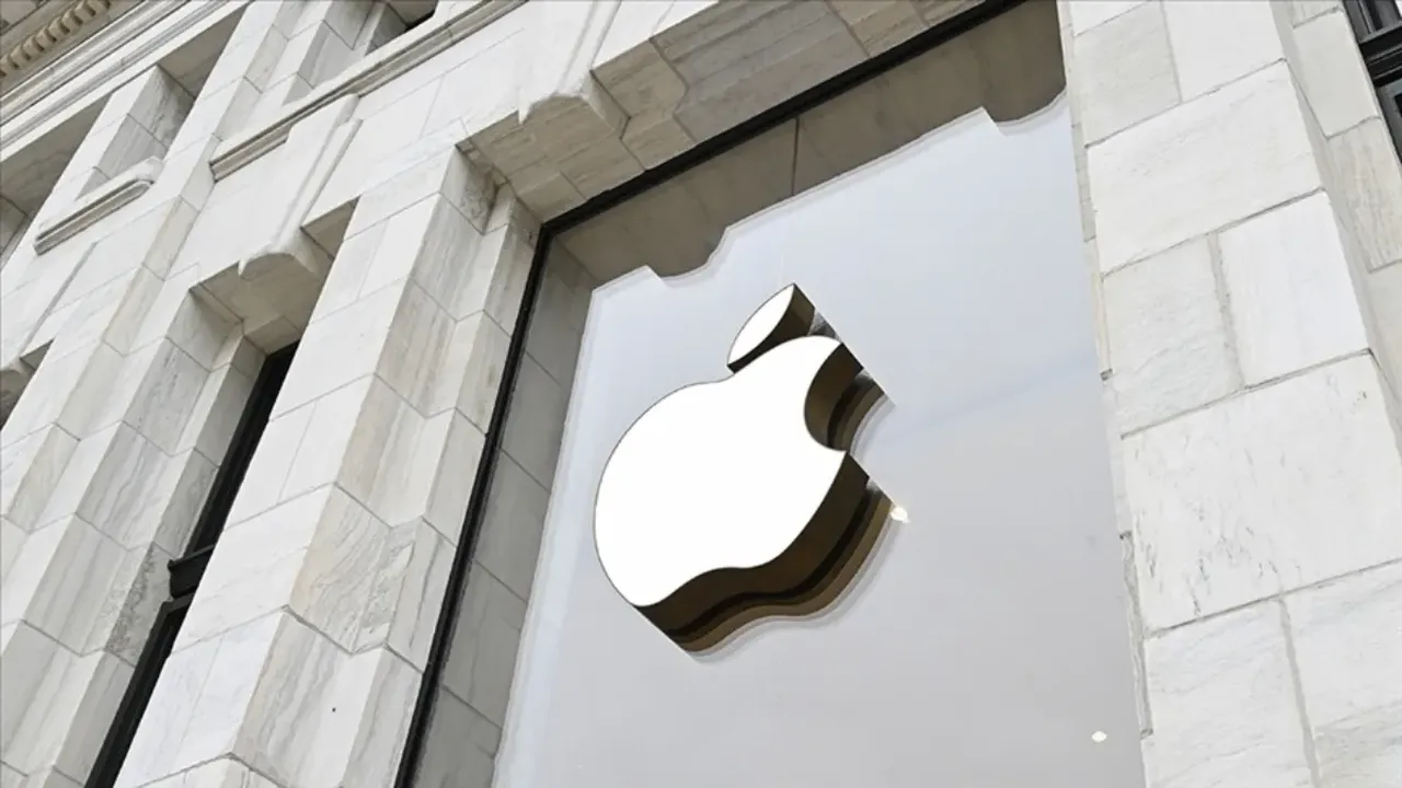 Apple, ABD'ye 500 milyar dolardan fazla yatırım yapacak! Donald Trump'tan teşekkür mesajı