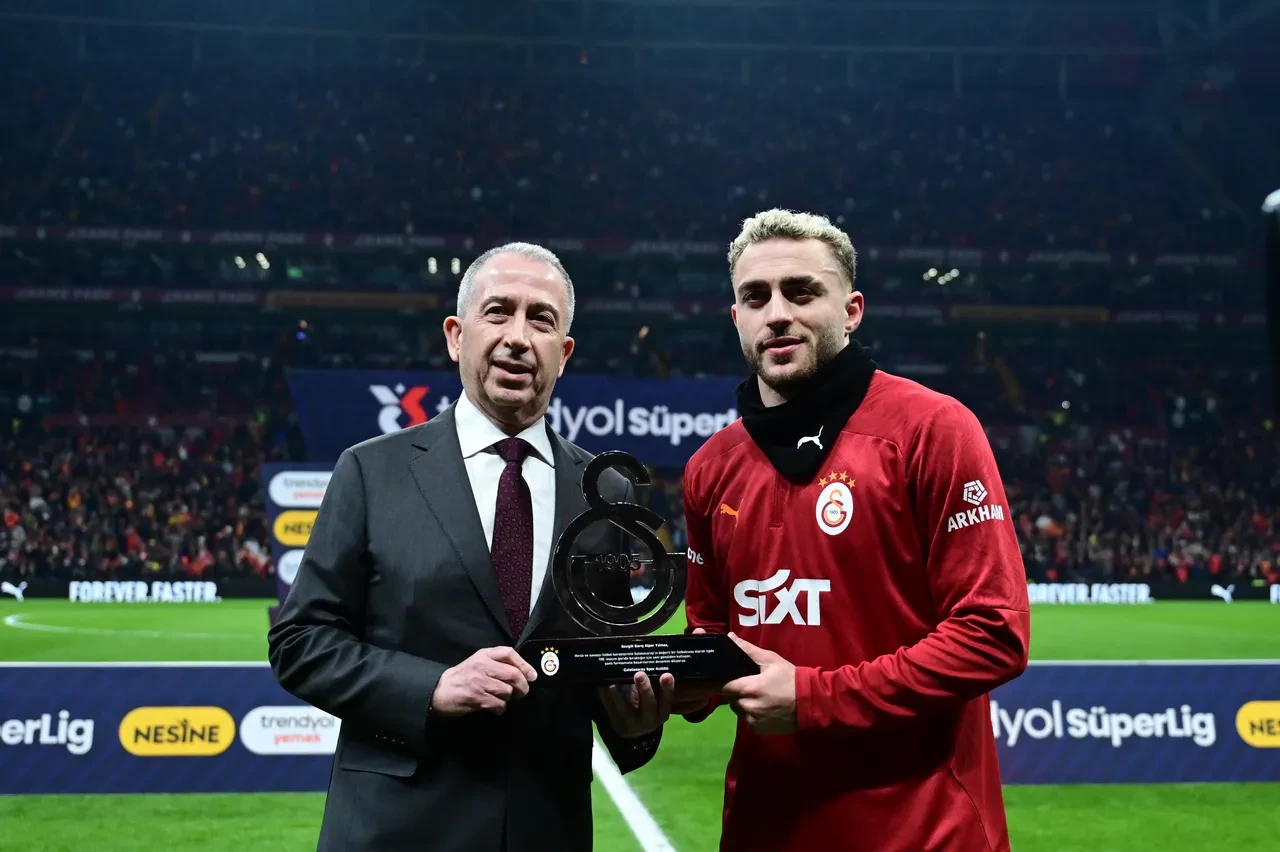 Barış Alper Yılmaz 100. maçına çıktı!