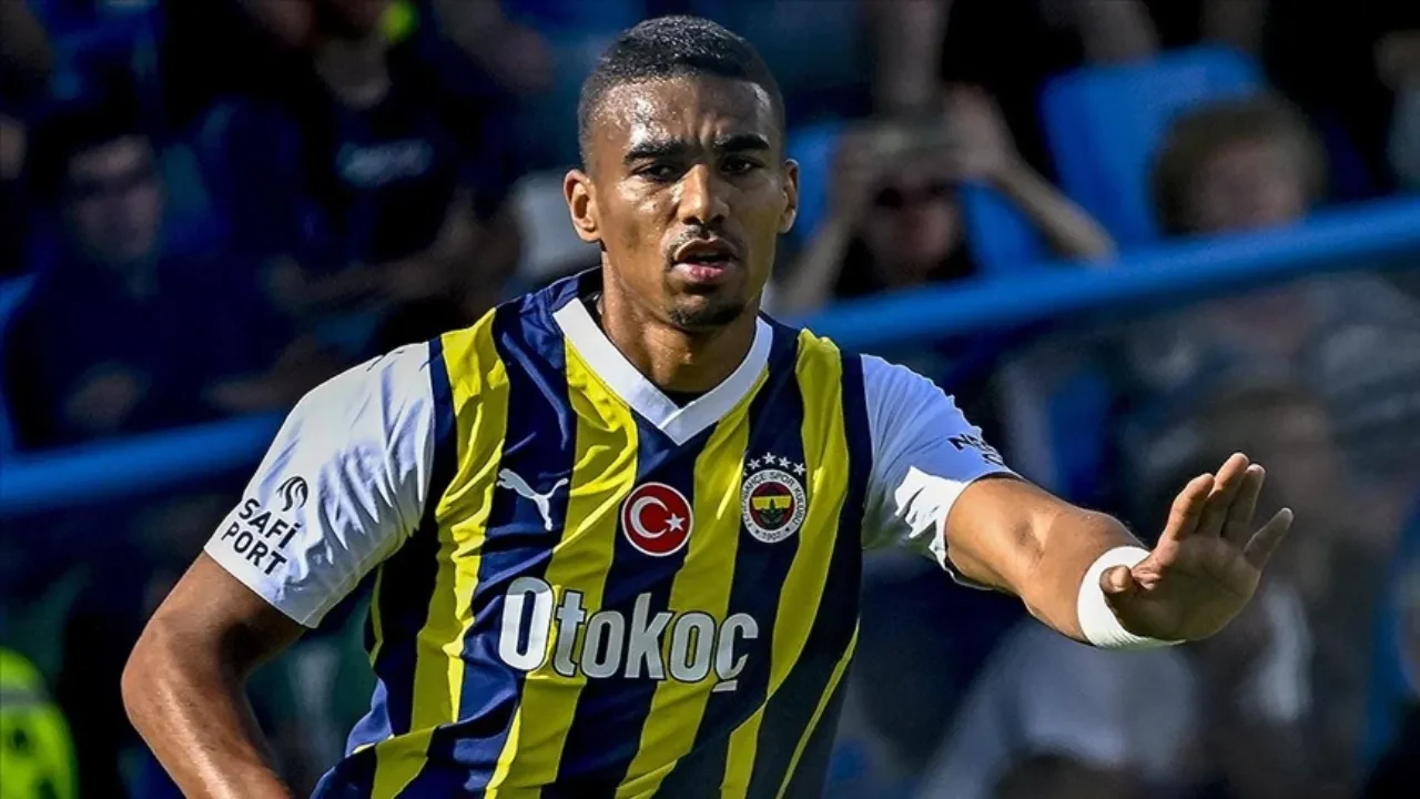 Fenerbahçeli Alexander Djiku'dan açıklama! 