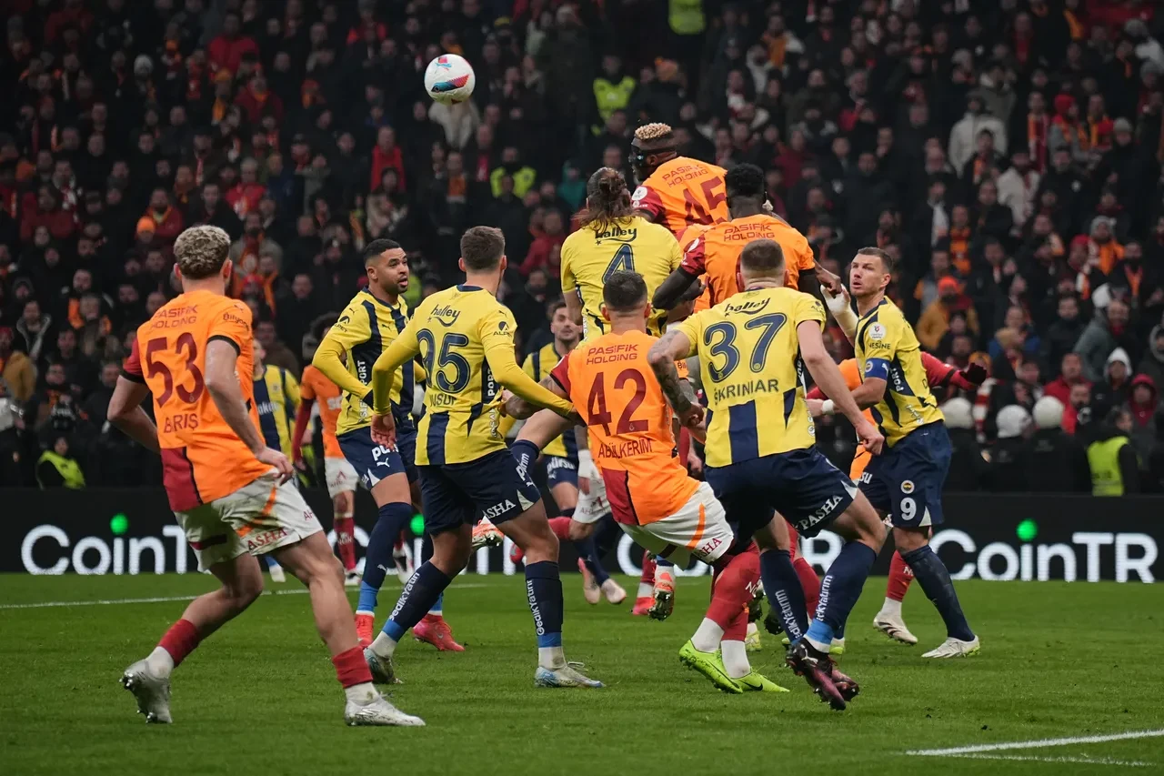 Galatasaray Fenerbahçe maçı kaç kaç bitti? Zirvedeki derbi beraberlikle bitti
