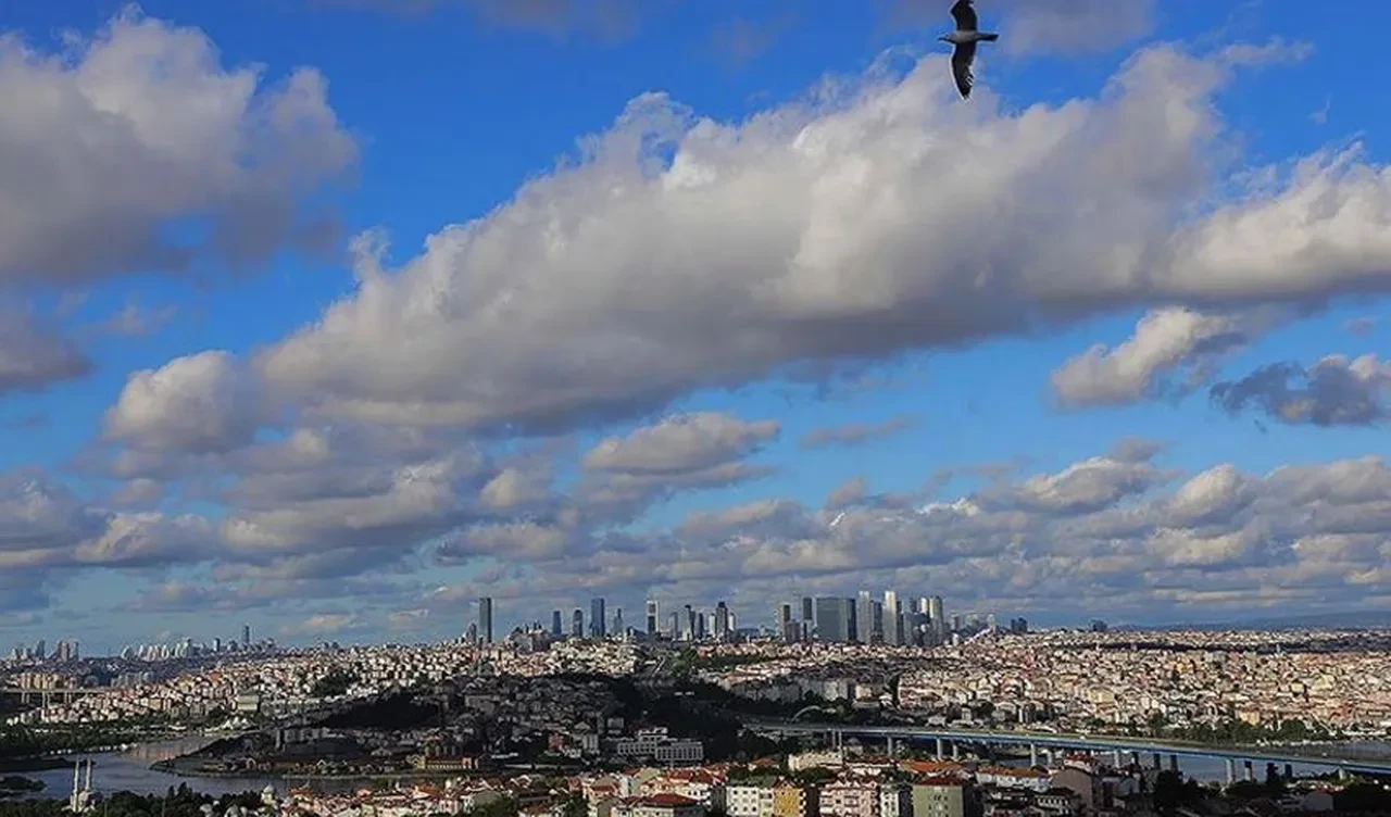 İstanbul'da kar devam edecek mi? Meteoroloji duyurdu! Kar yağışı terk ediyor! Salı gününden itibaren sıcaklıklar artacak