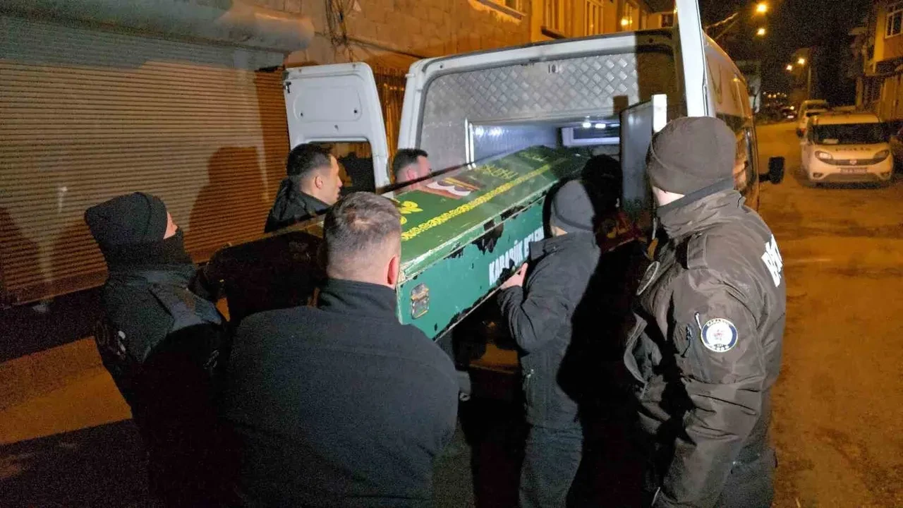 Karabük’te korkunç cinayet: Kardeşi ve yengesini çocukların önünde katletti