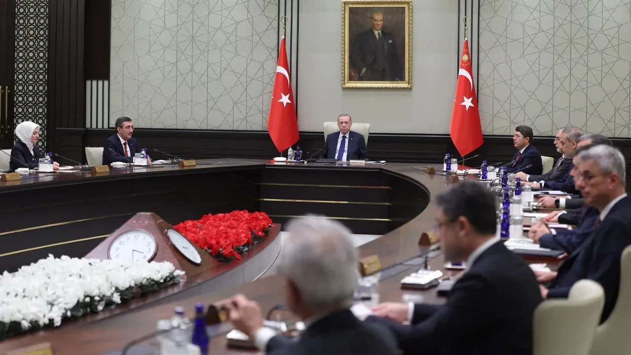 Milyonların gözü Kabine Toplantısı'nda: Emekli bayram ikramiyesine zam gündemde