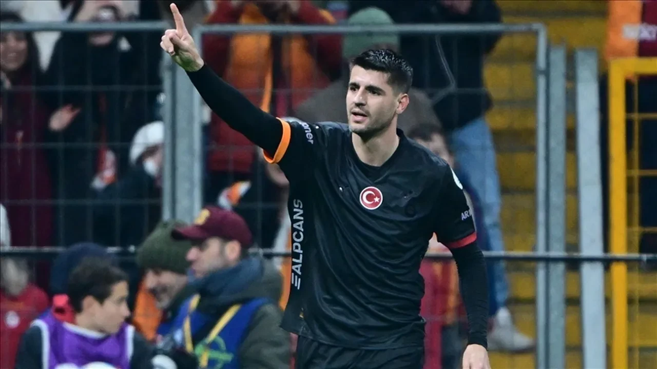 Morata Galatasaray Fenerbahçe maçında neden yok, oynamıyor? Sakatlık durumu ve kaç maç olmayacağı gündem oldu