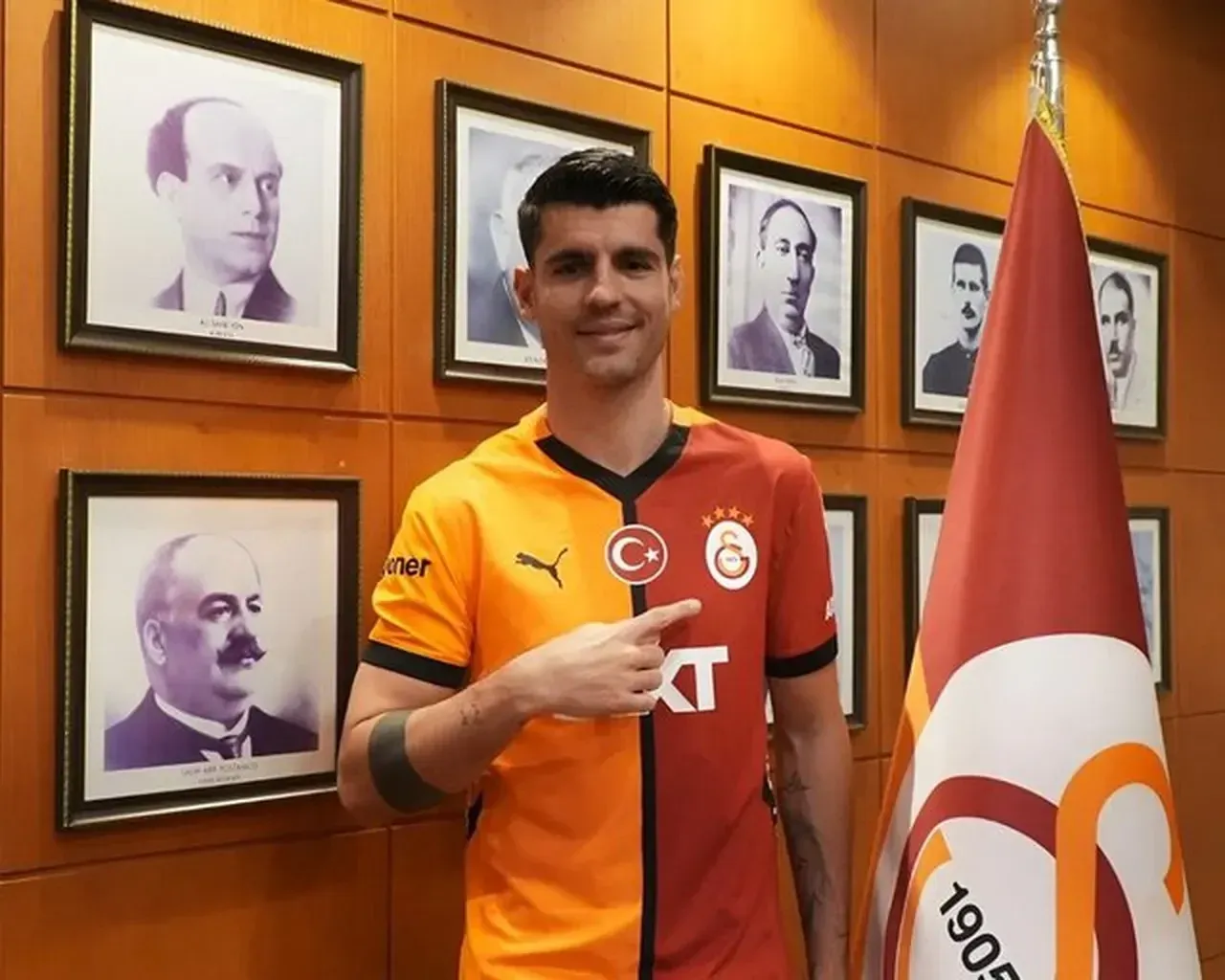 Morata Galatasaray Fenerbahçe maçında neden yok, oynamıyor? Sakatlık durumu ve kaç maç olmayacağı gündem oldu