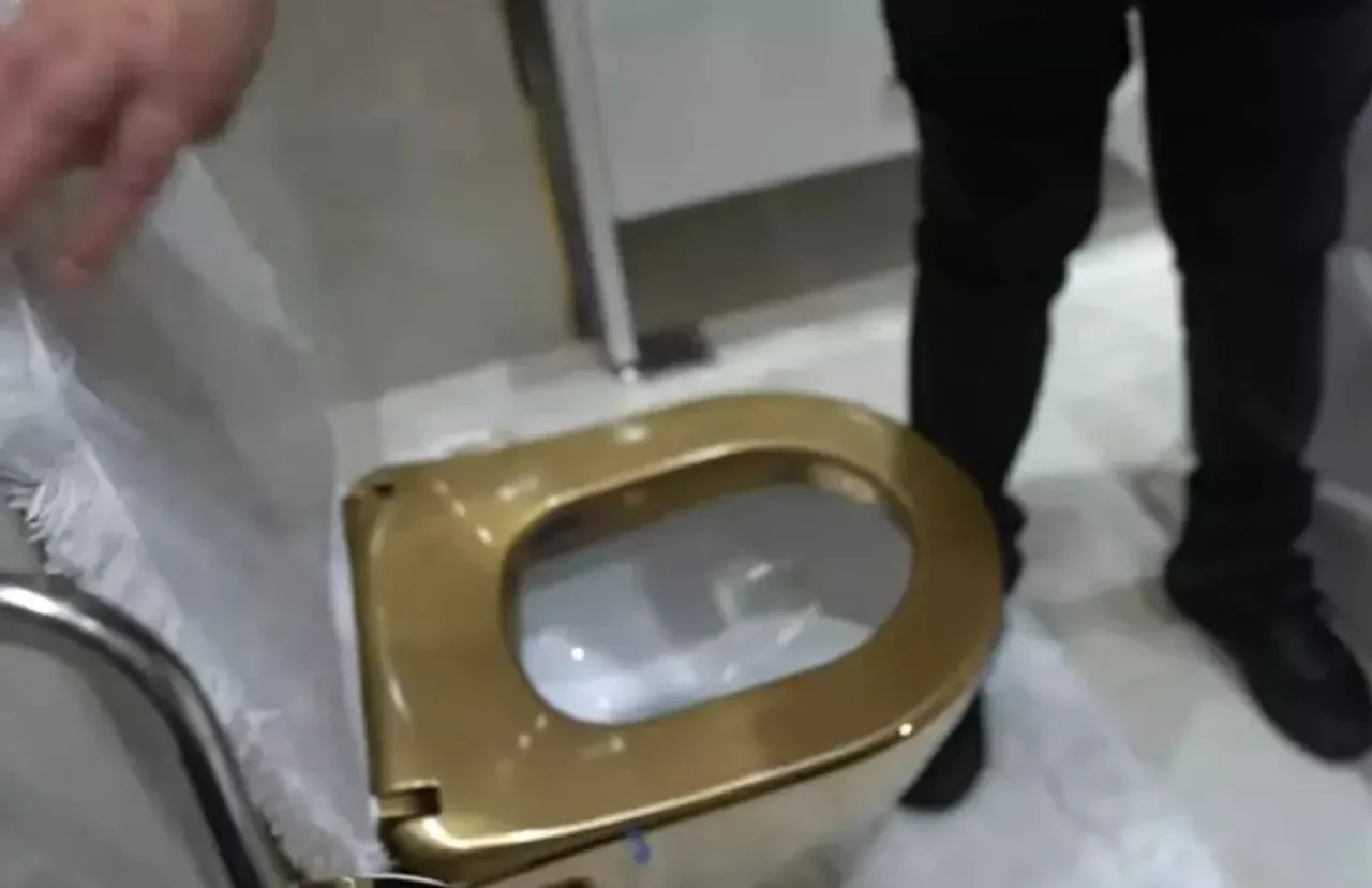 Testo Taylan, Kobra Murat’ın evine gitti! Altın kaplamalı klozet ve klima olay oldu