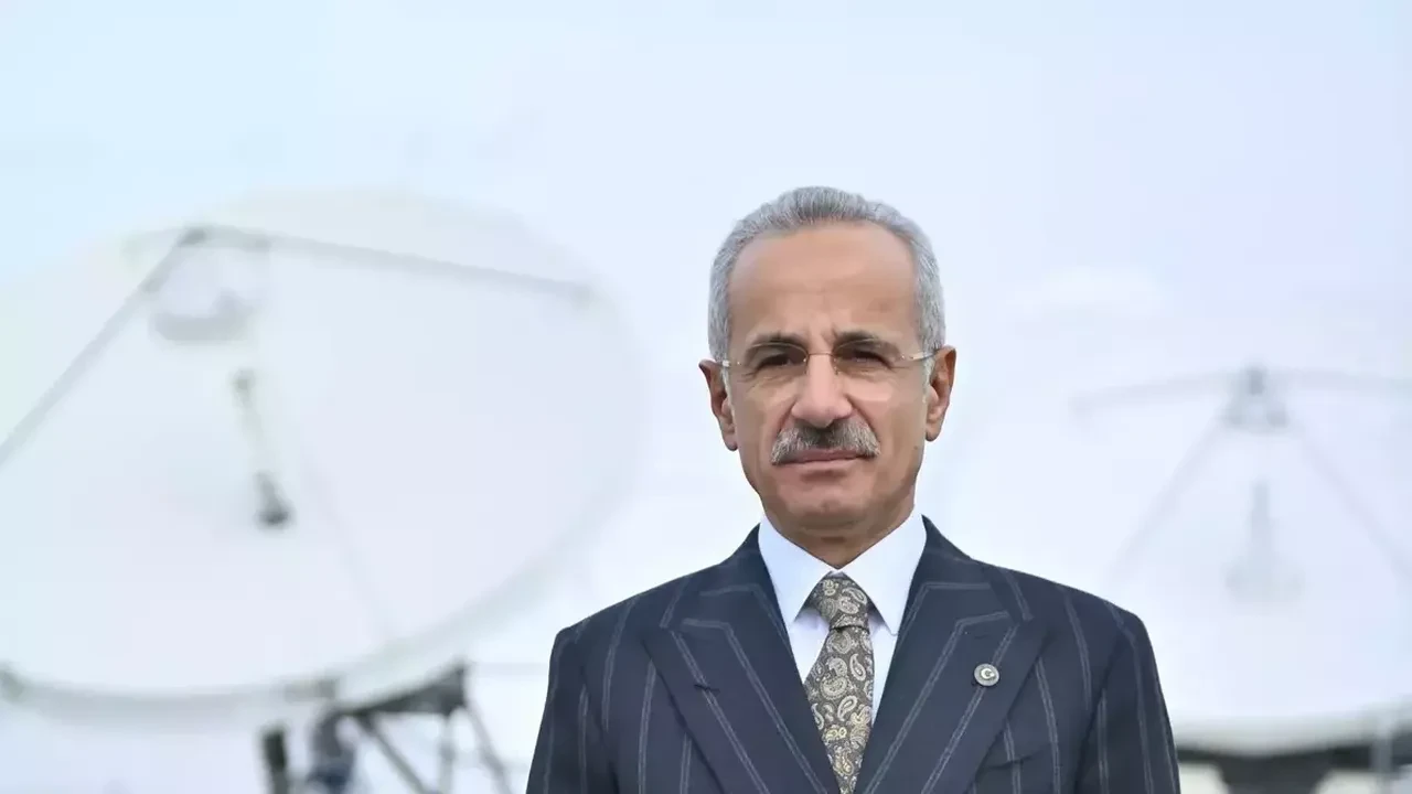 Türksat'a dev veri merkezi: Kapasite 8 kat artacak, Türkiye'nin en büyüklerinden biri olacak