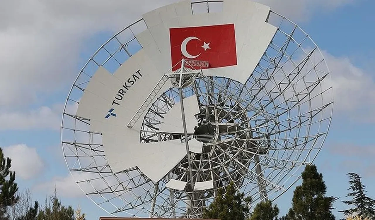 Türksat'a dev veri merkezi: Kapasite 8 kat artacak, Türkiye'nin en büyüklerinden biri olacak