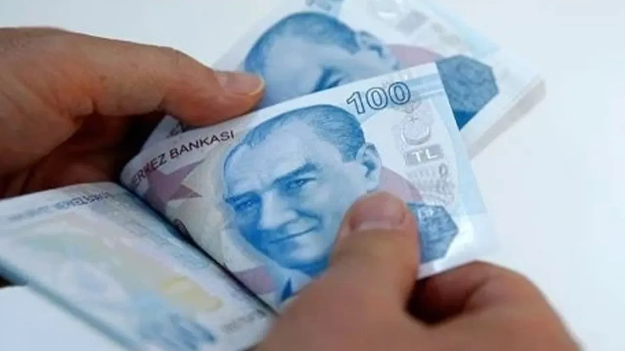 Yeni 100 TL ve 10 TL banknotlar tedavüle giriyor: İşte değişiklikler ve detaylar