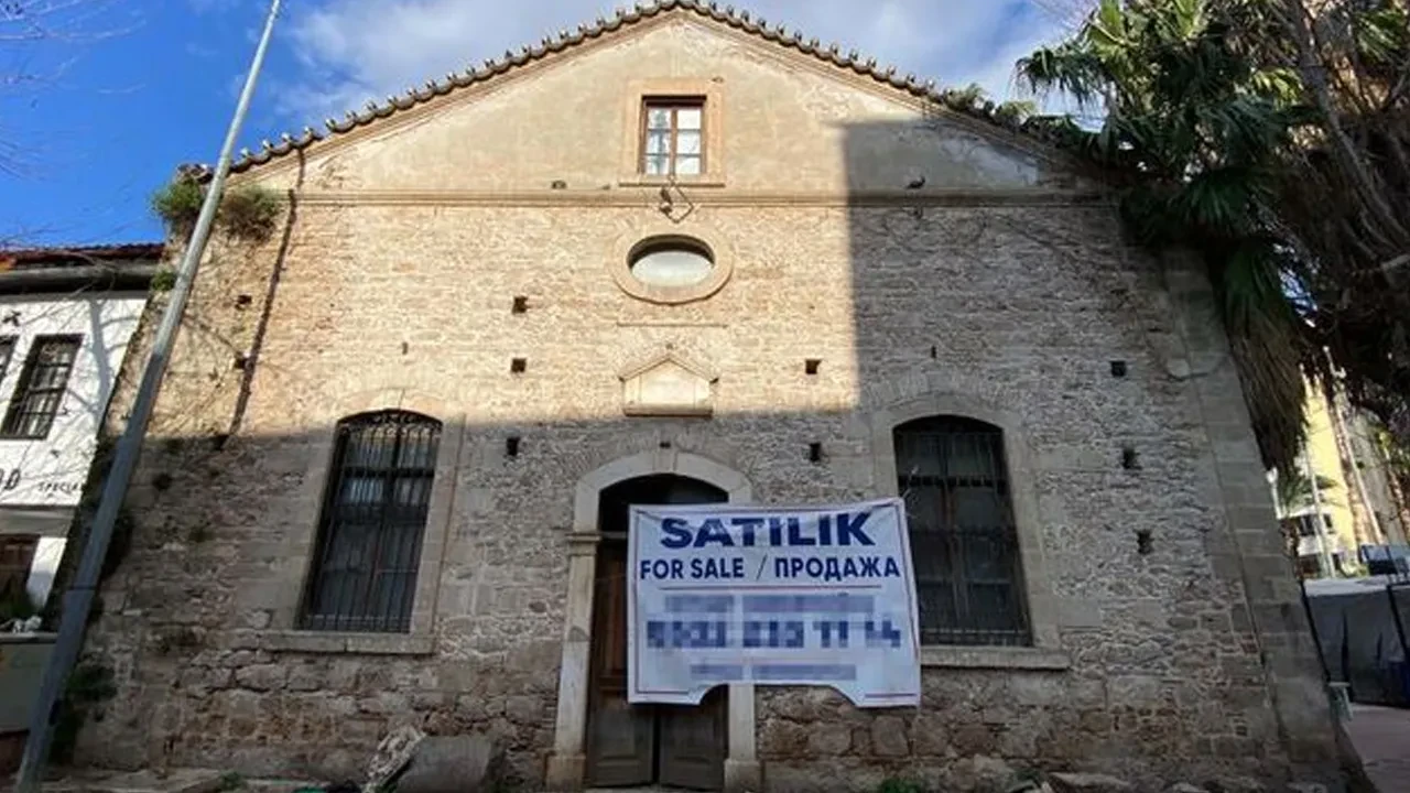 Antalya'da sahibinden satılık tarihi hamam! İstenen rakam dudak uçuklattı 