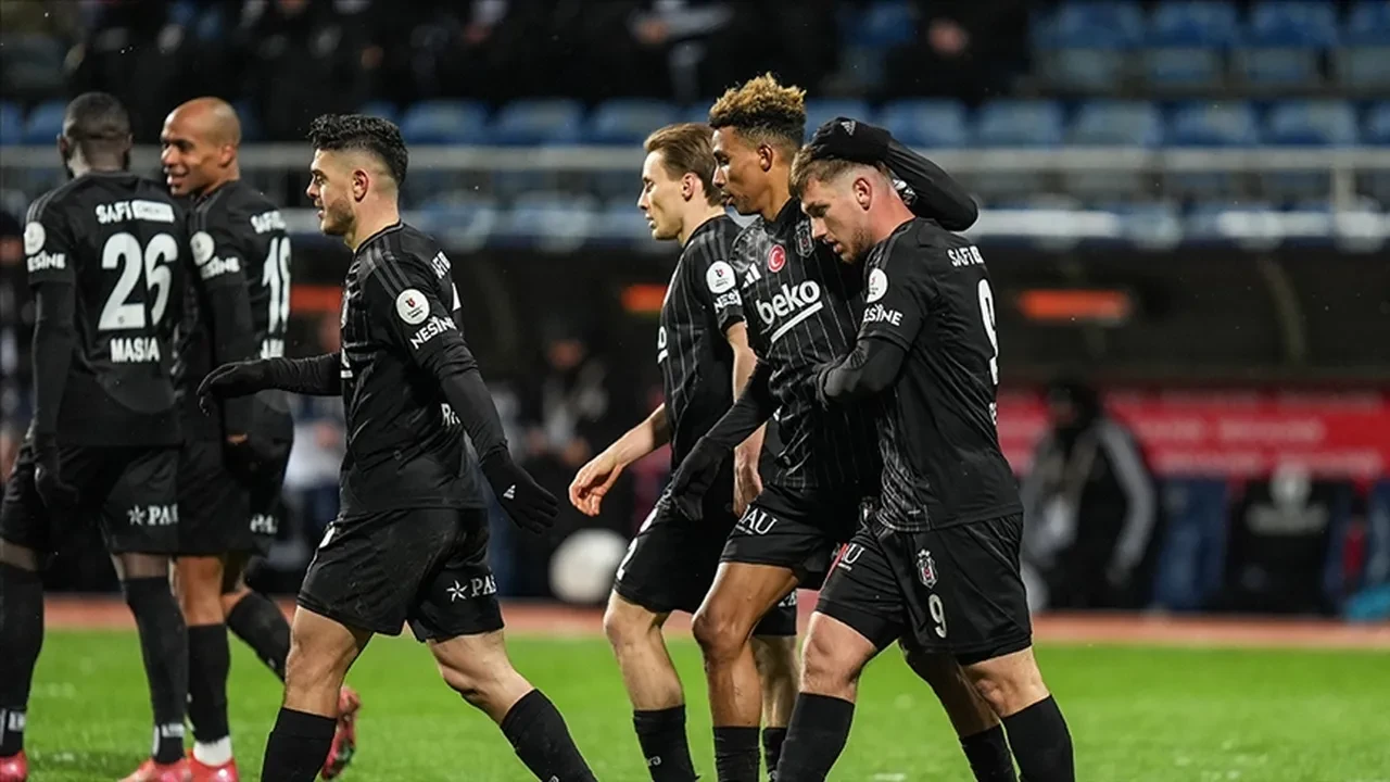 Antalyaspor Beşiktaş maç kadrosu! BJK muhtemel ilk 11'ler belli oldu