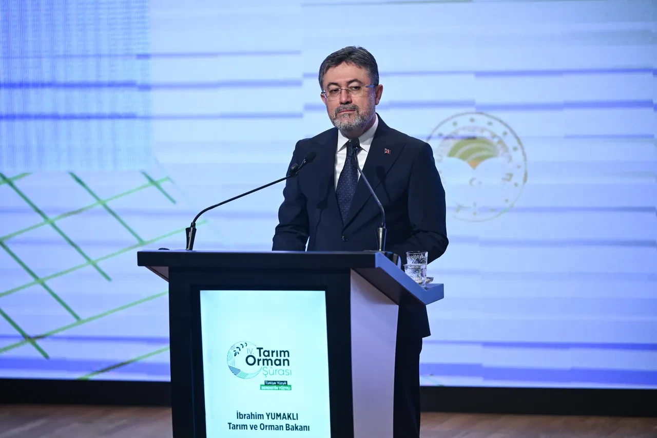 Bakan Yumaklı duyurdu! Tarım Bakanlığı'na 8 bin 500 personel alınacak