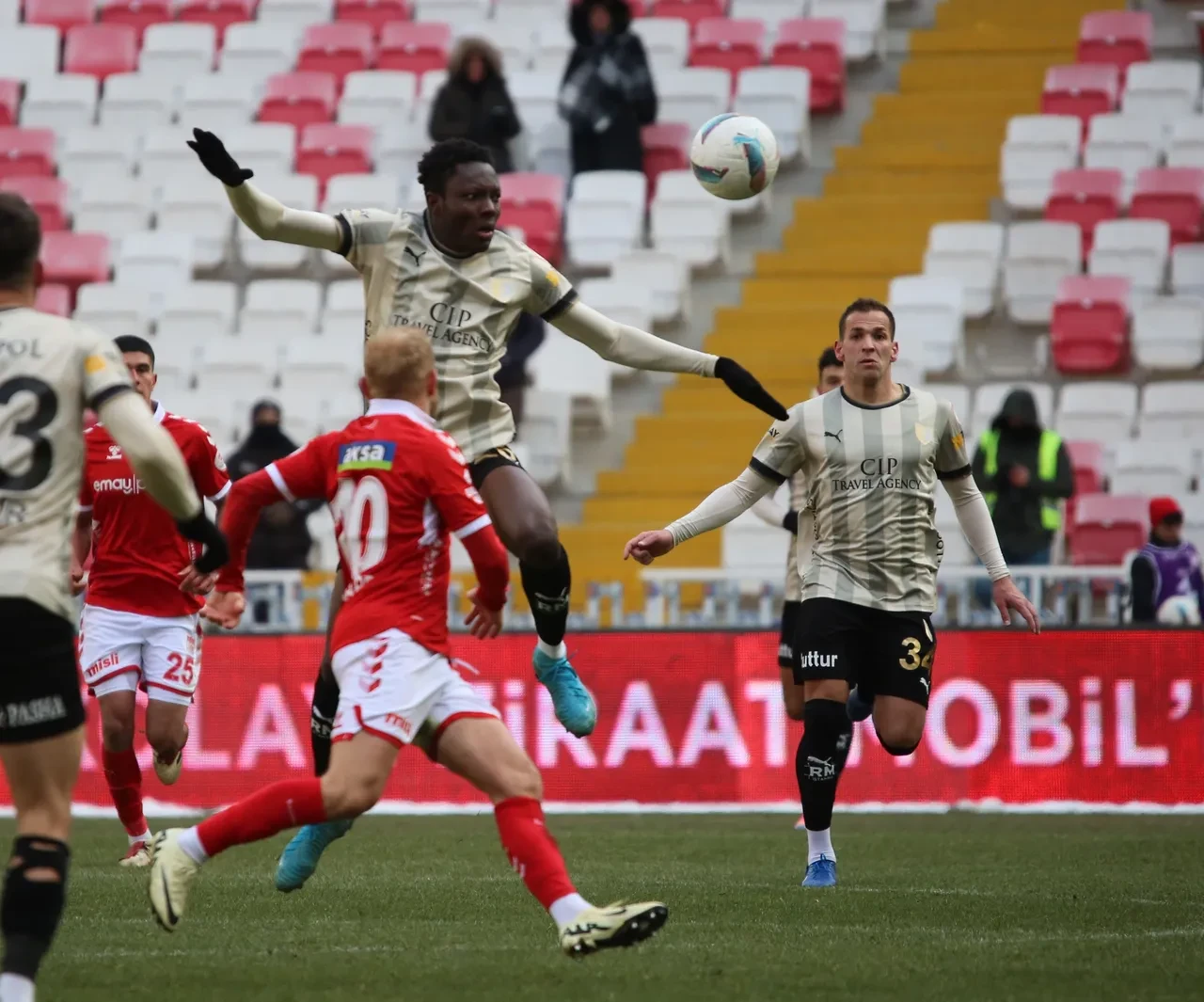 FIFA'dan Sivasspor’a dev ceza! Sivasspor’a 1 günde iki şok birden