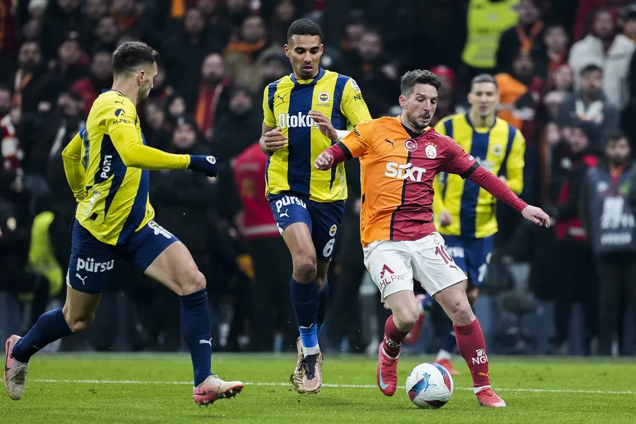 Galatasaray-Fenerbahçe derbisi sonrası İstanbul Valiliği’nden açıklama
