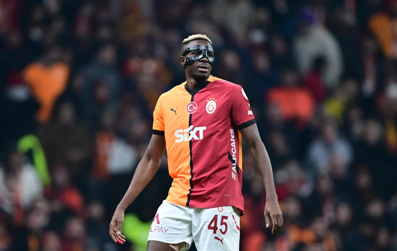 Galatasaray'ın elindeki sağlıklı tek golcü! Osimhen'nin sakatlığında son durum belli oldu
