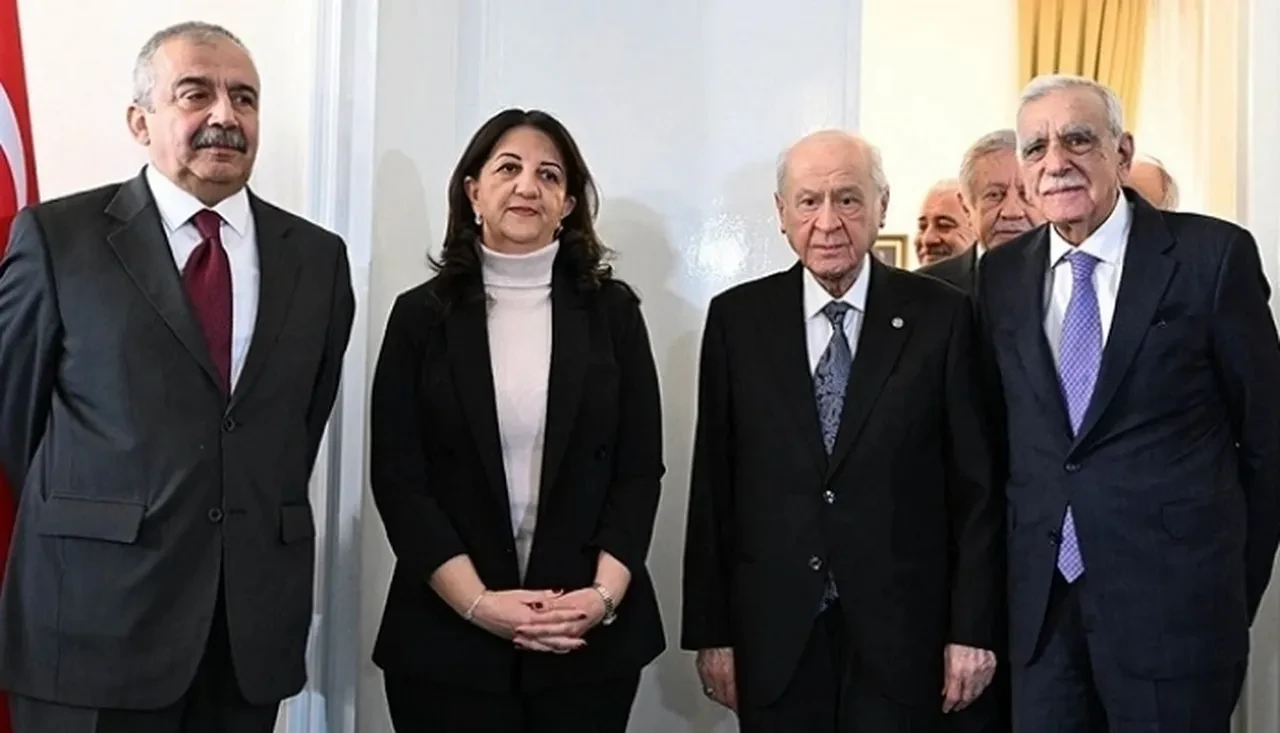 İmralı 'Silah bırakın' çağrısı yapacak mı? Efkan Ala'dan dikkat çeken açıklama