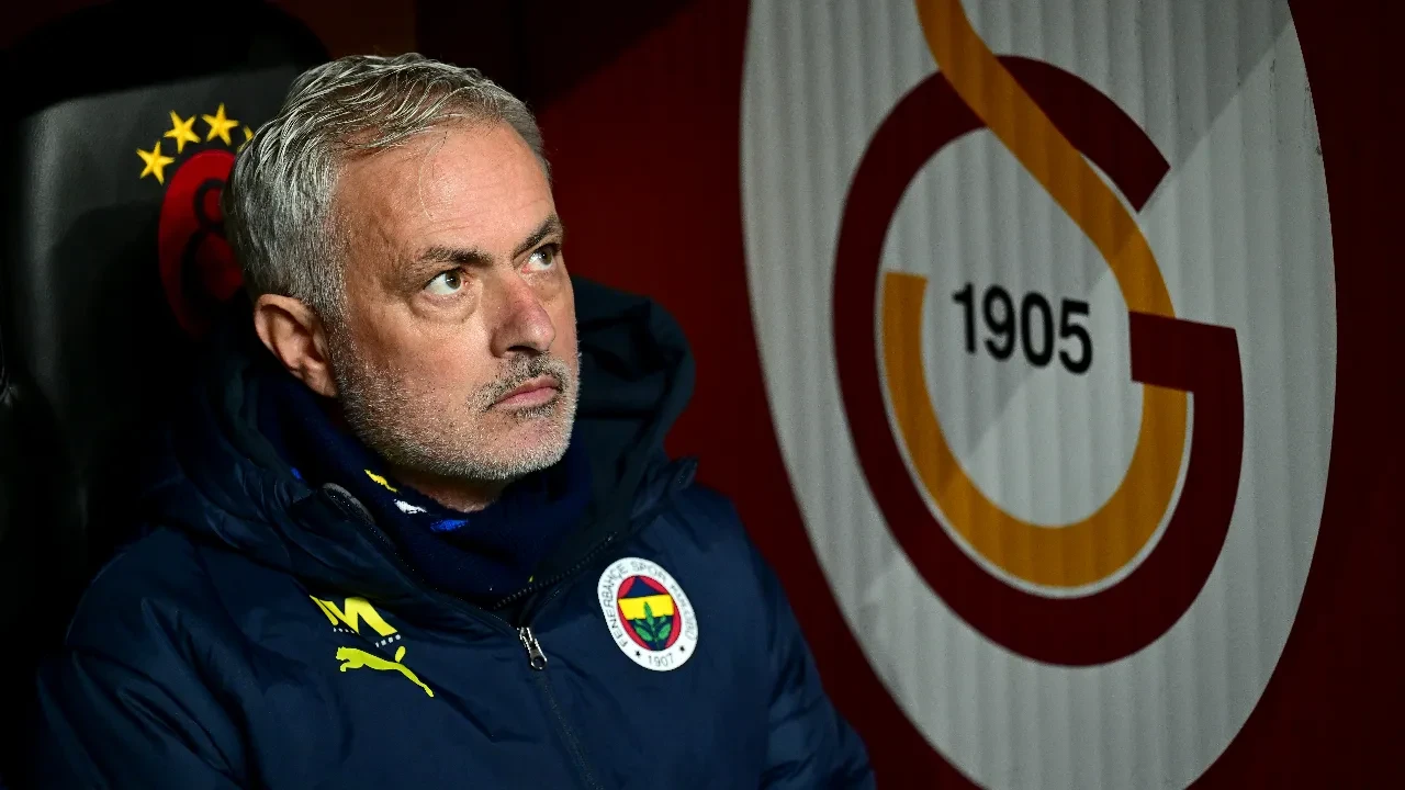 Mourinho'ya ırkçı suçlama dünya basınında! Büyük yankı buldu, manşetlere taşıdılar