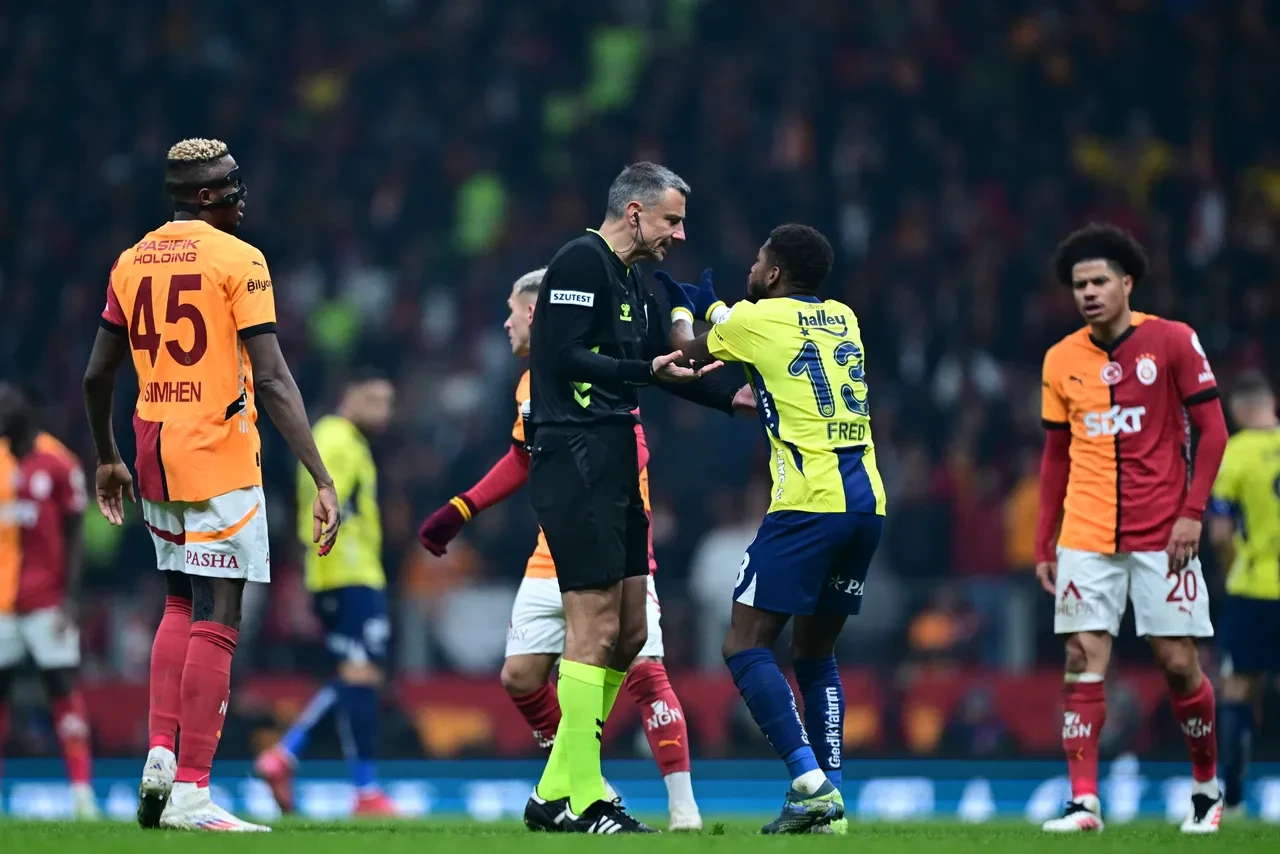 Sergen Yalçın, Galatasaray-Fenerbahçe derbisi sonrası favorisini açıkladı: Yüzde 90 şampiyon olur