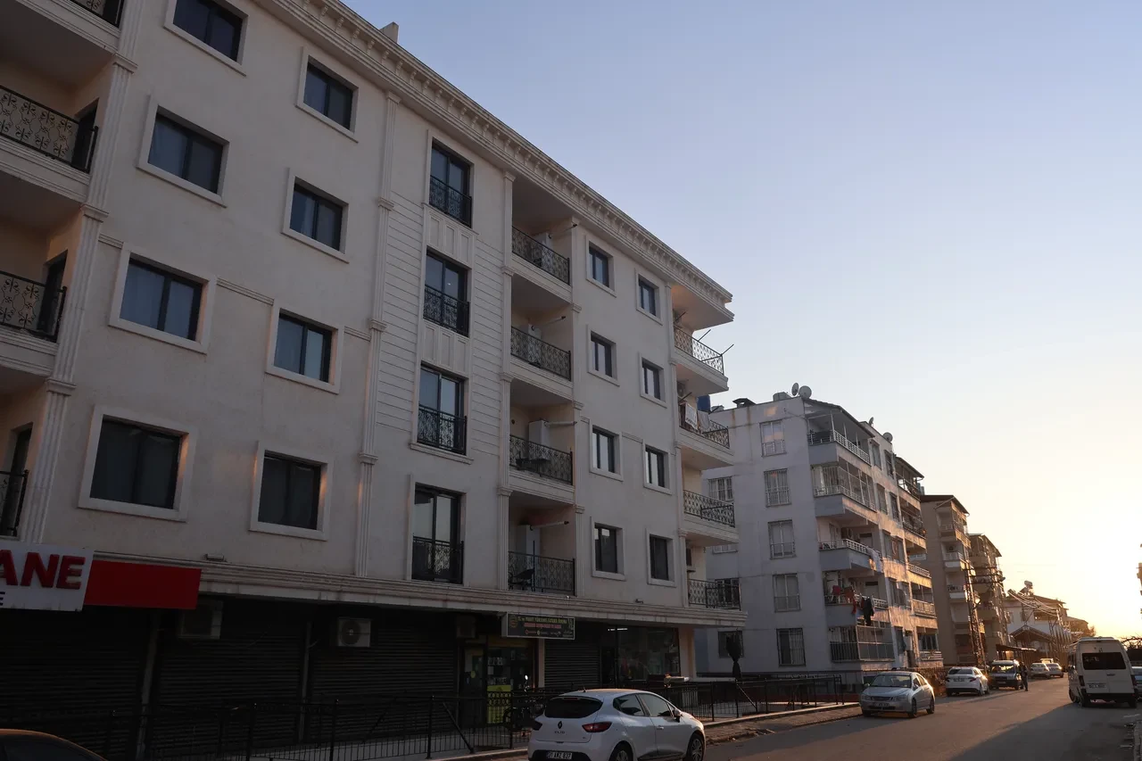 Suriyeliler geri dönüyor ev sahipleri kiracı bulamıyor! Ev kiralarında düşüş devam ediyor