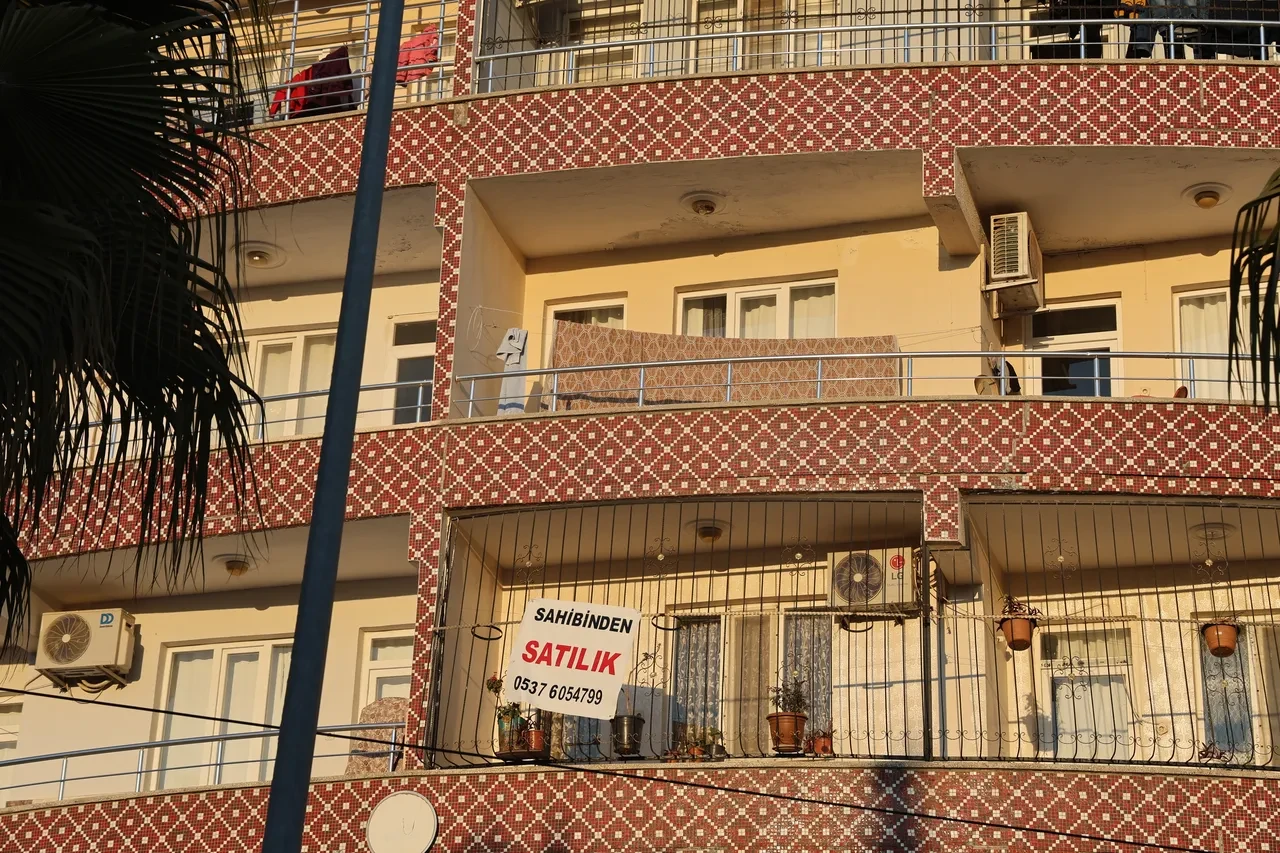 Suriyeliler geri dönüyor ev sahipleri kiracı bulamıyor! Ev kiralarında düşüş devam ediyor