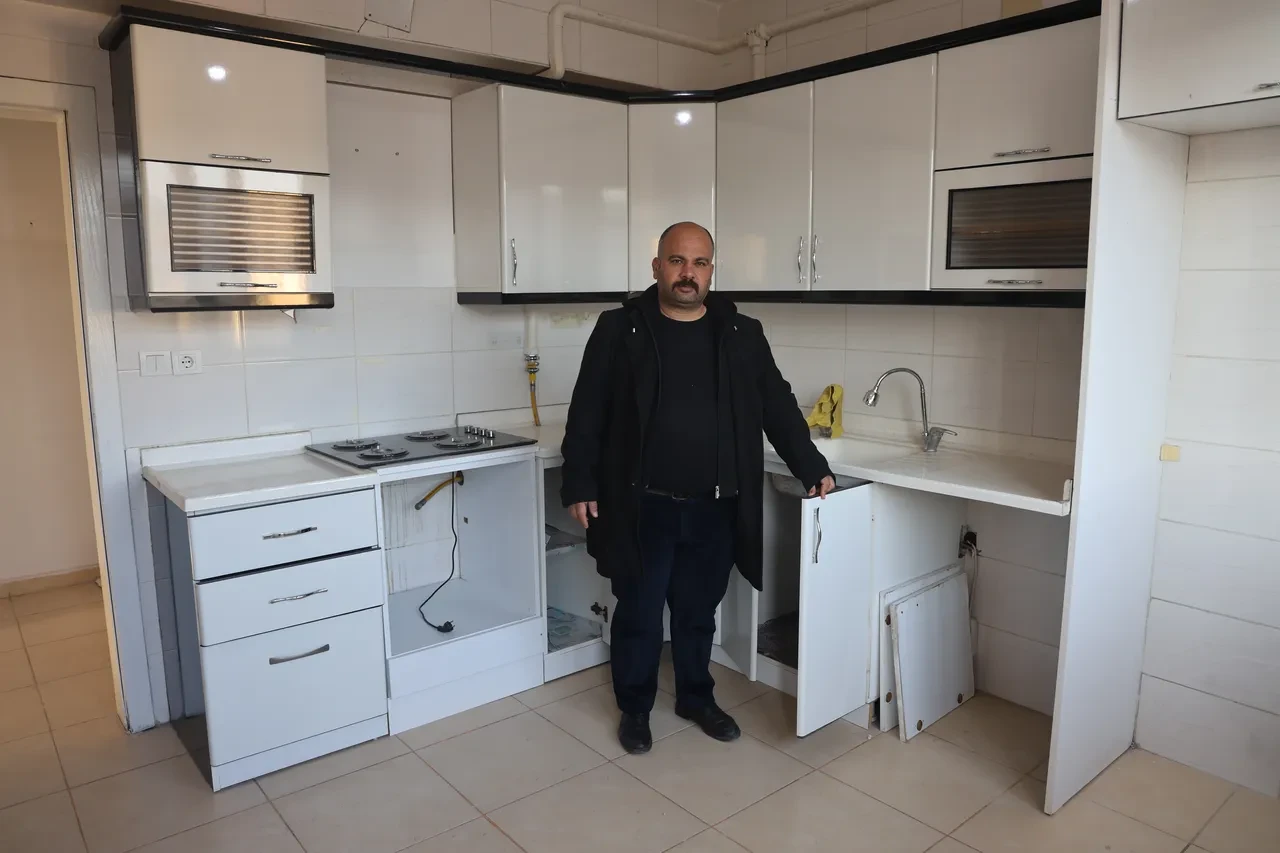 Suriyeliler geri dönüyor ev sahipleri kiracı bulamıyor! Ev kiralarında düşüş devam ediyor