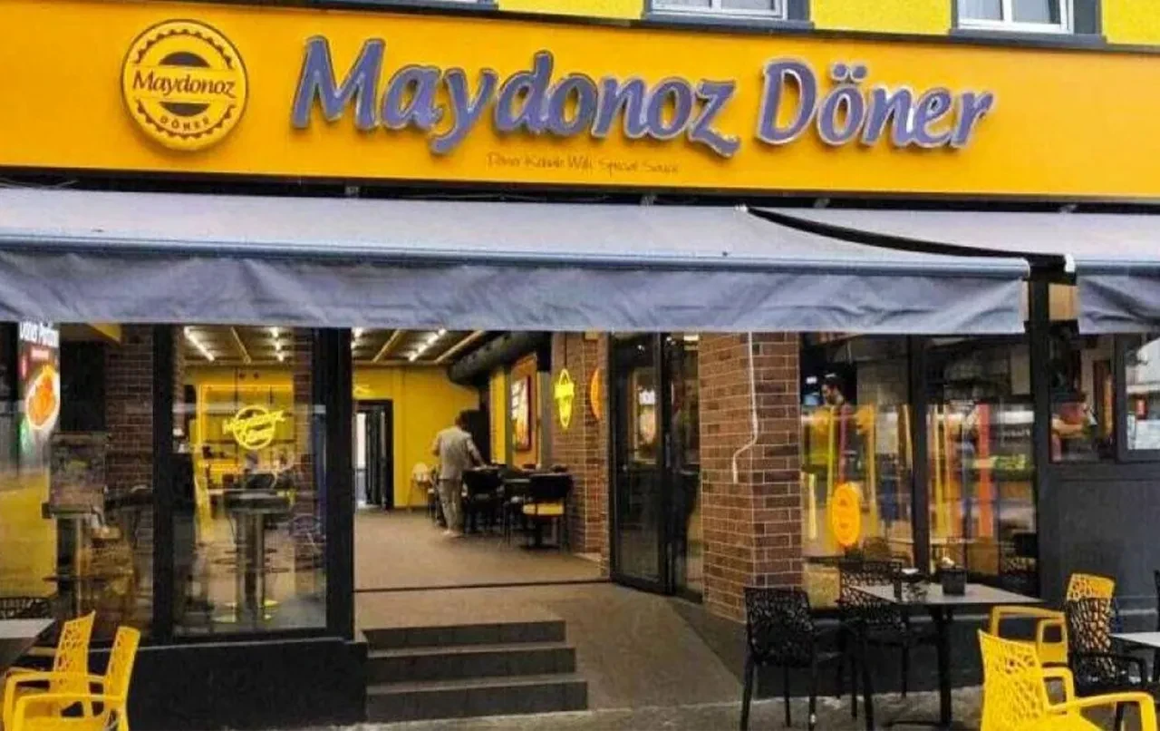 Yüzlerce çalışanı FETÖ'den tutuklandı! Maydonoz Döner'den ilk açıklama geldi