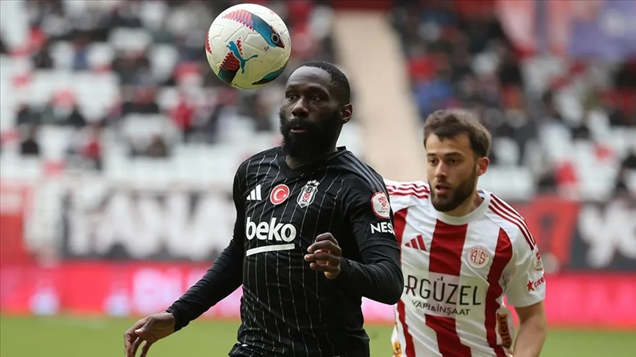 Beşiktaş’ın Ziraat Türkiye Kupası çeyrek final rakibi kim? Tek maç oynanacak
