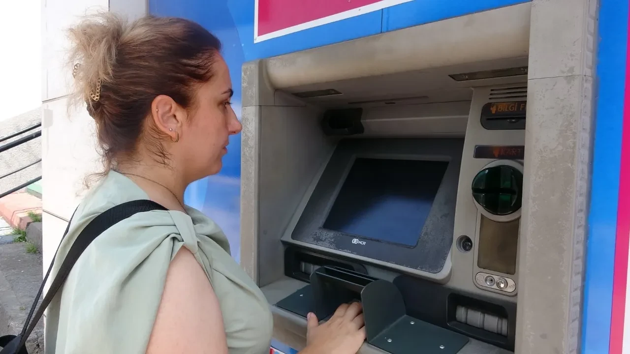 Kadınlara erken emeklilikte yeni gelişme! O tarih işaret edildi: SGK sistemi kurmaya hazırlanıyor