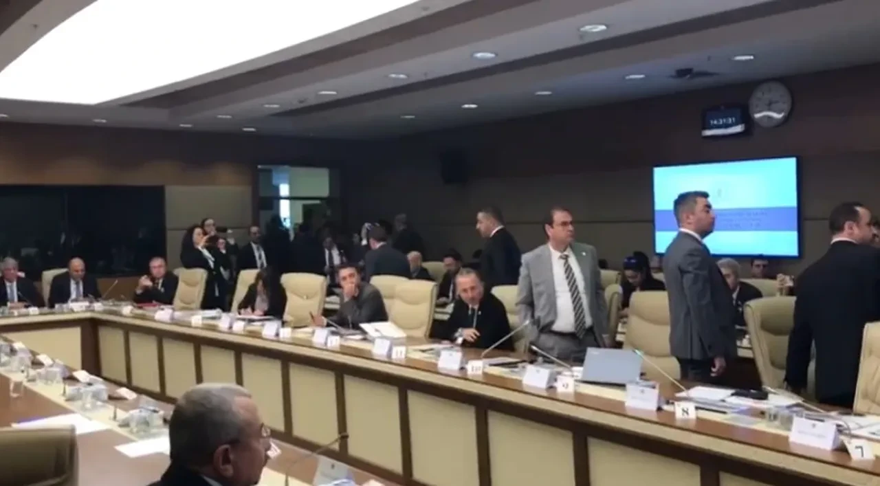 Kartalkaya komisyonunda gerginlik! CHP milletvekilleri salonu terk etti