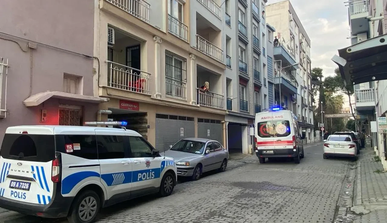 Kötü koku korkunç gerçeği ortaya çıkardı! Çatı katından acı haber geldi