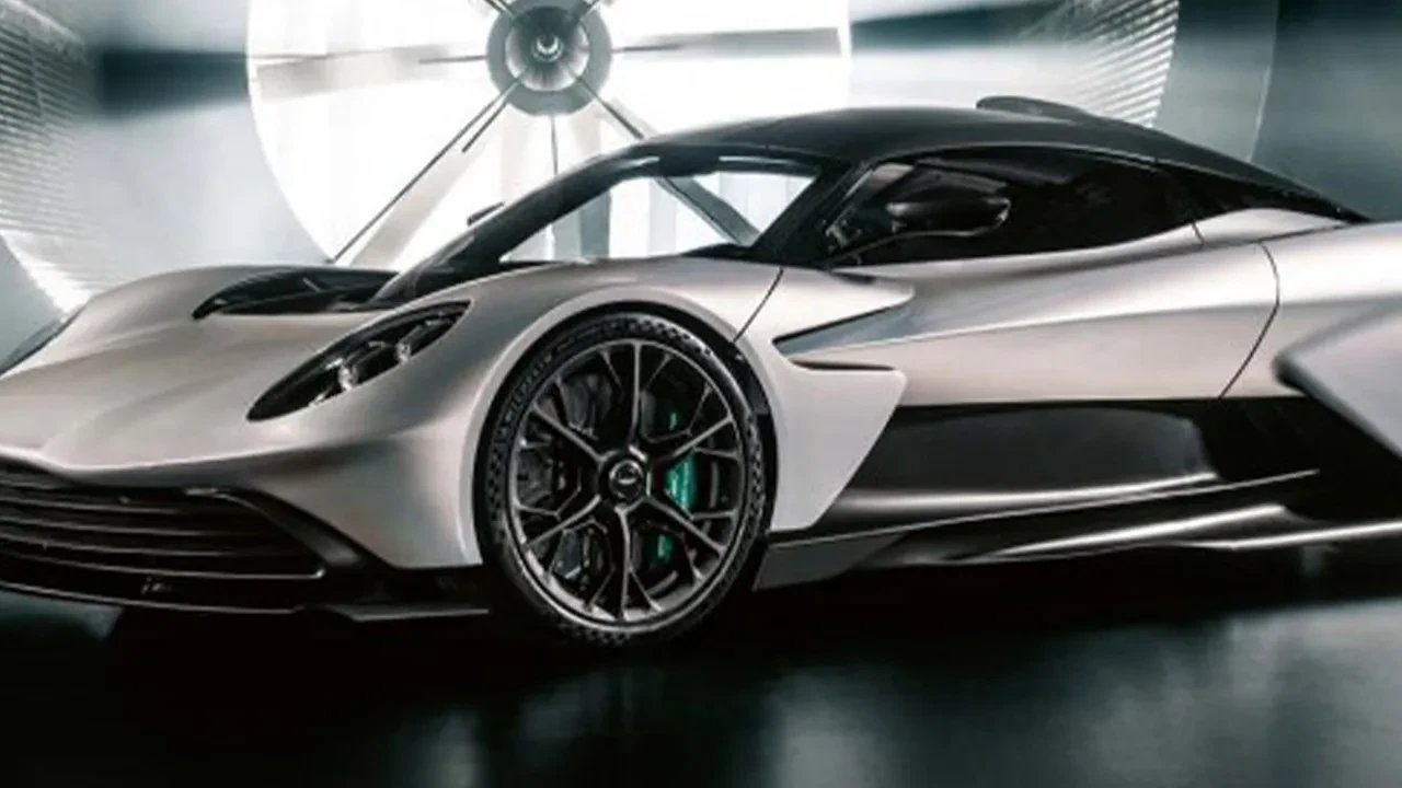 Kriz bir devi daha vurdu: Aston Martin 170 kişiyi işten çıkarıyor