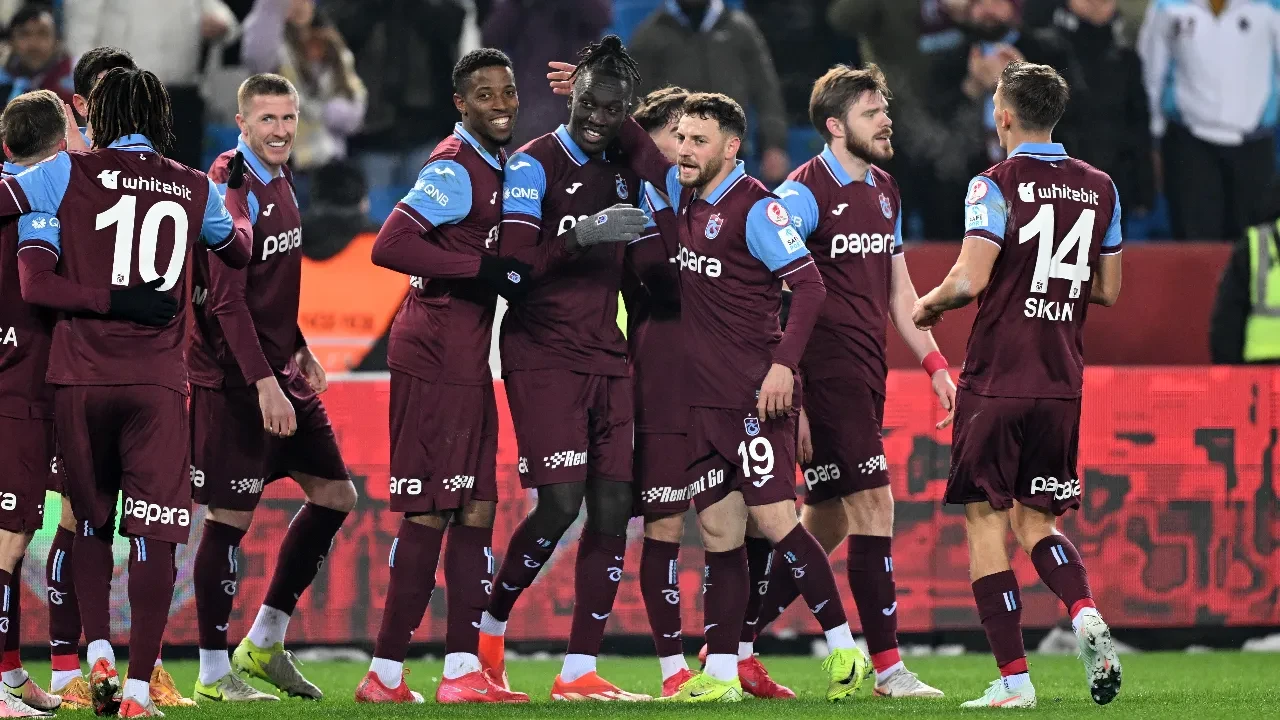 Trabzonspor Rizespor'u 5-2 mağlup etti!